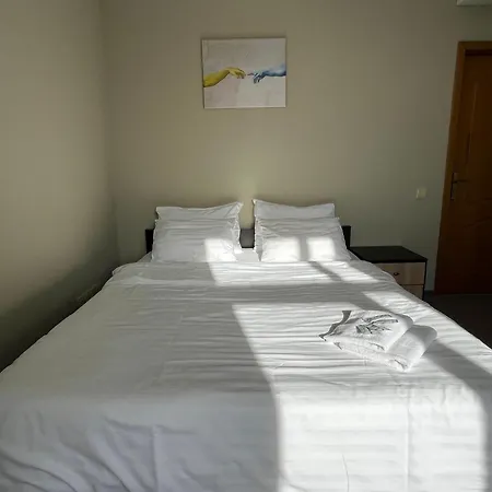 4Room Hostel Kyiv Exterior photo